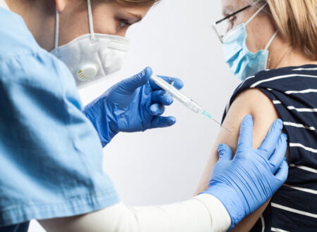 The Pros And Cons Of Injections Exploring The Benefits And Risks